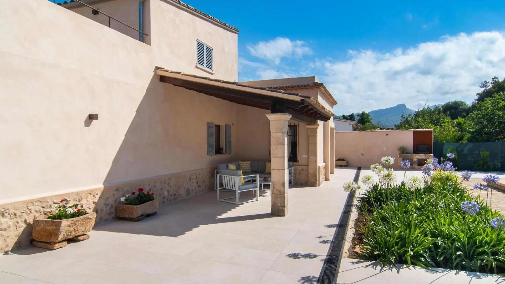 Can Volanti By Sunvillas Mallorca 波连斯萨